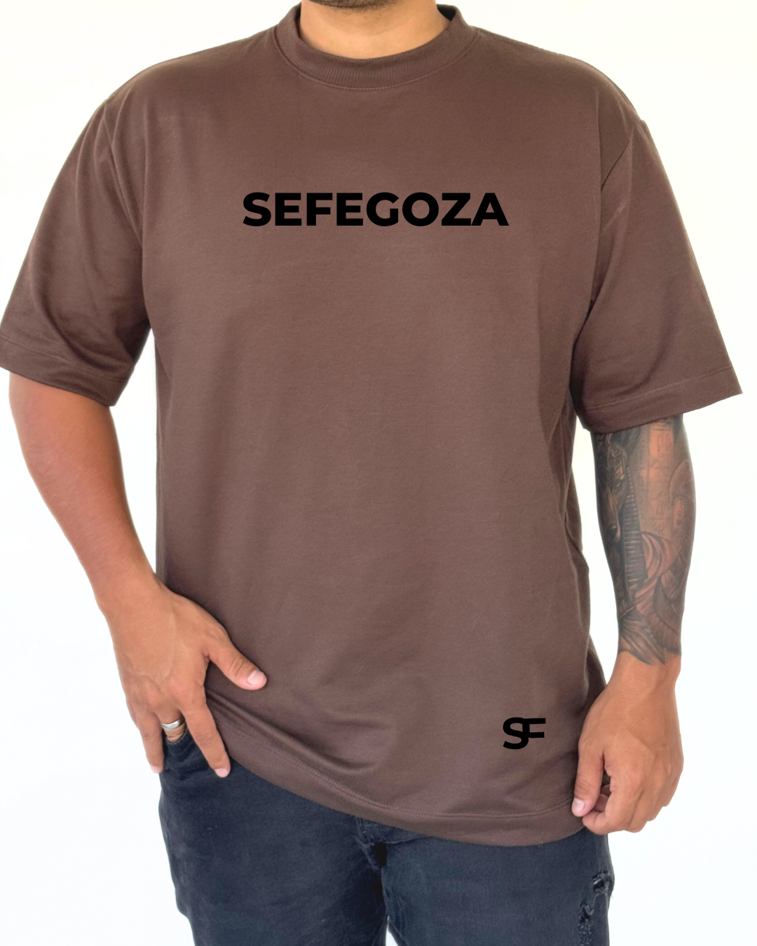 Camiseta Oversize Burda 240G Cafe-Negra