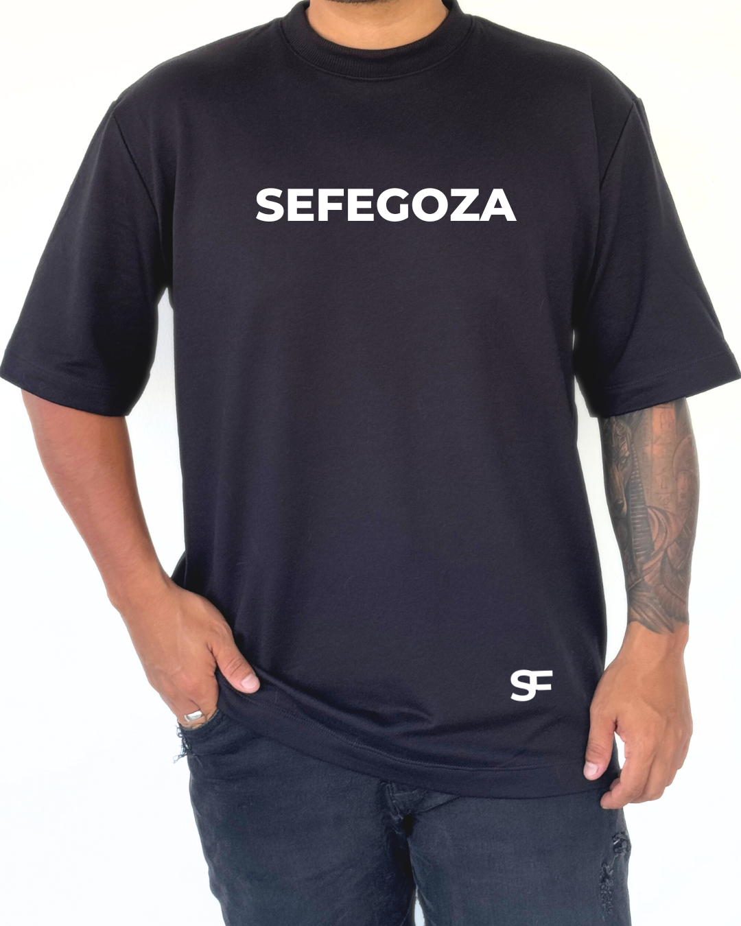 Camiseta Oversize Burda 240G Negro-Blanca