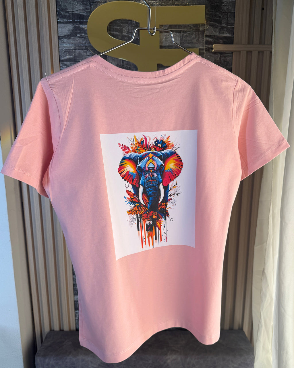 Camiseta de manga corta Elefante Rosa