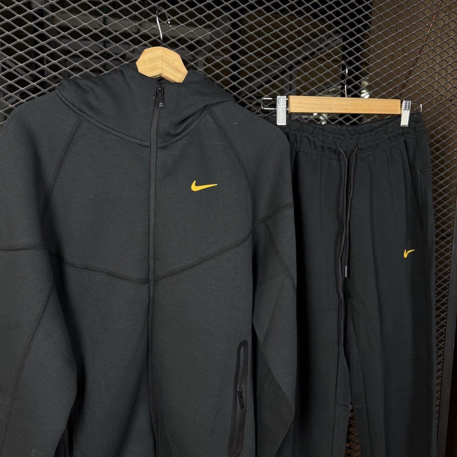 Tech Set Premium Negro