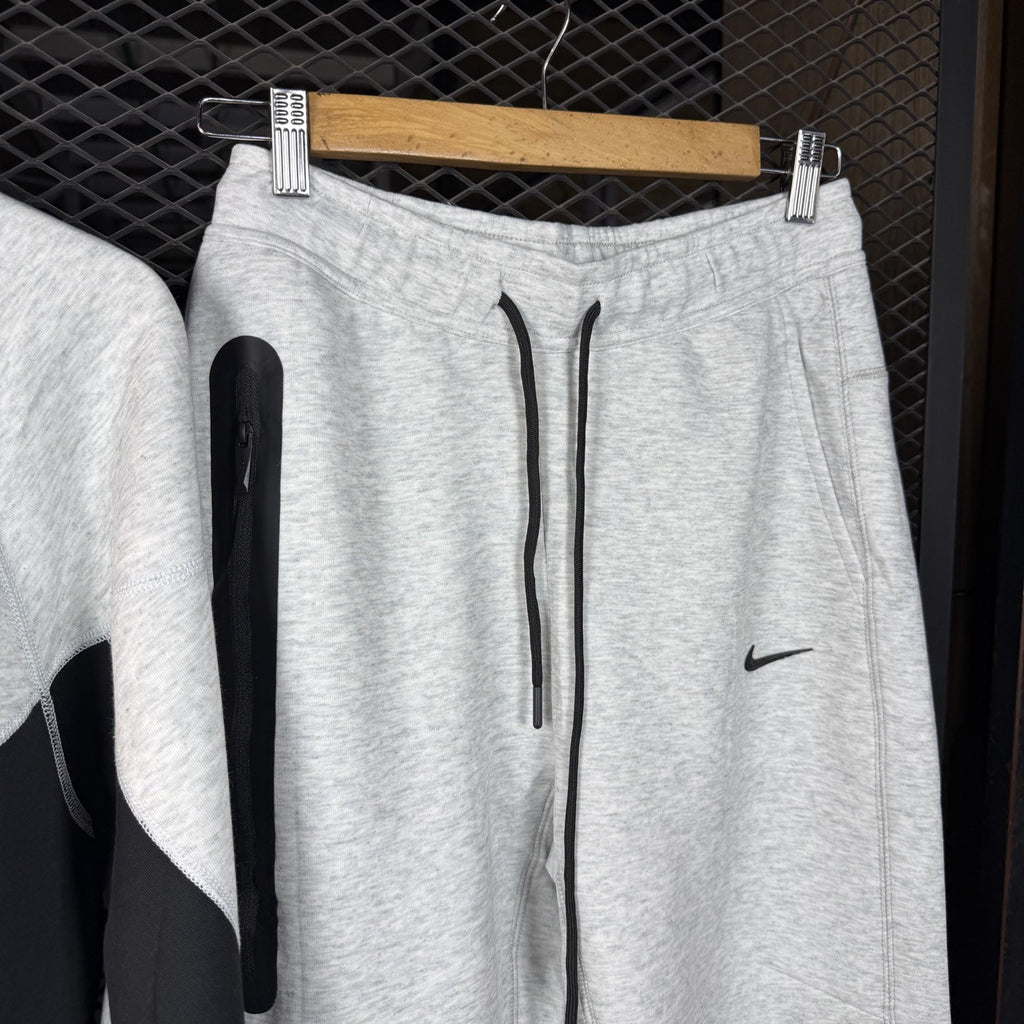 Tech Set Premium Gris