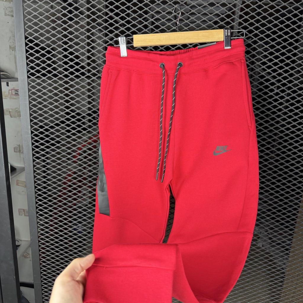 Tech Set Premium Rojo