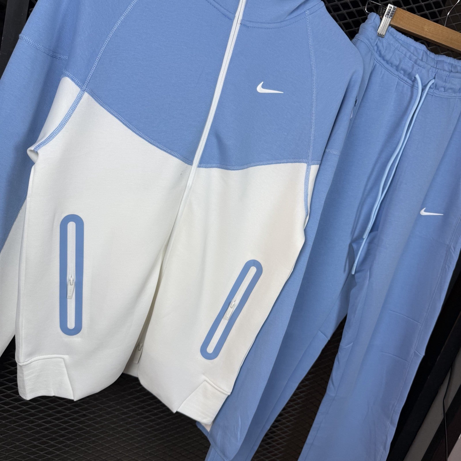 Tech Set Premium Azul cielo